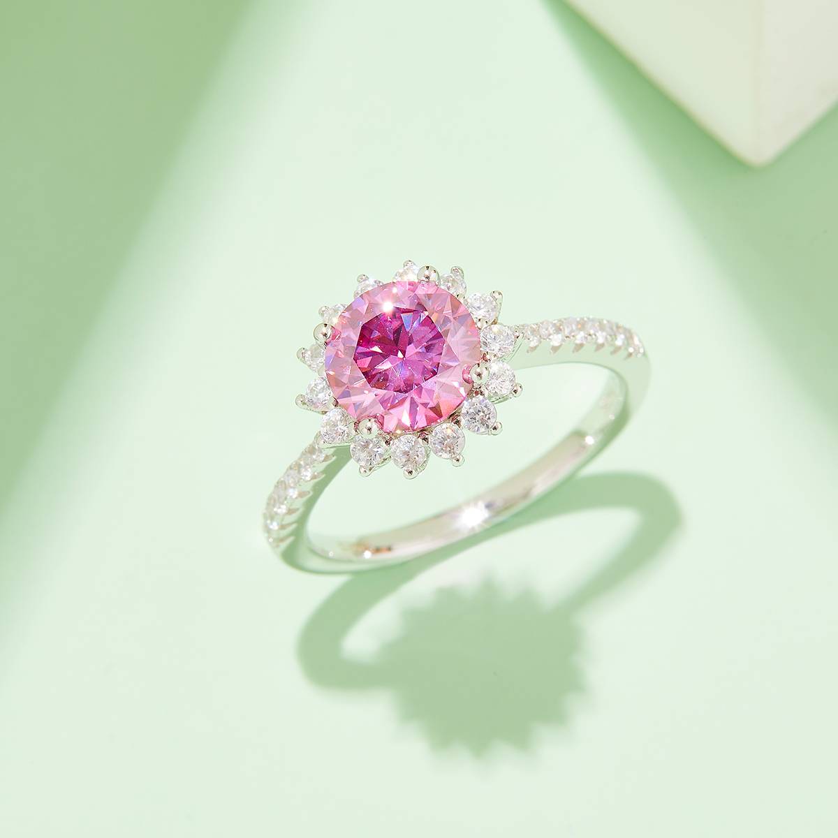 Sunflower S925 Silver Plated Platinum Moissanite Diamond Women's Ring 2.0 Carat D-Class